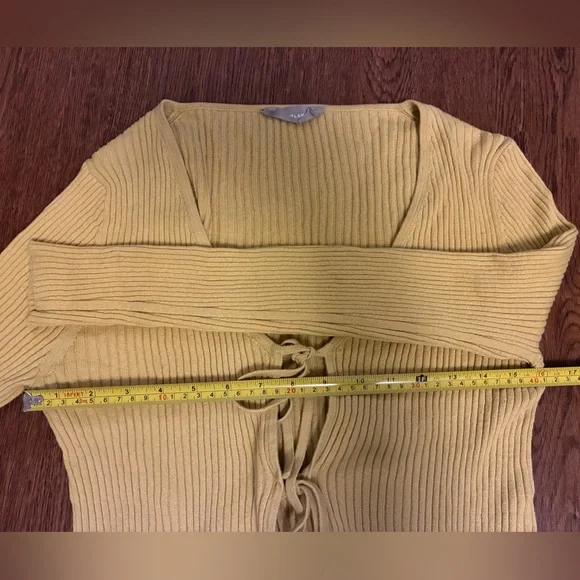 Everlane	Yellow Ribbed Cotton-Wool Open Tie Front Sweater - Size M - Picture 5 of 7